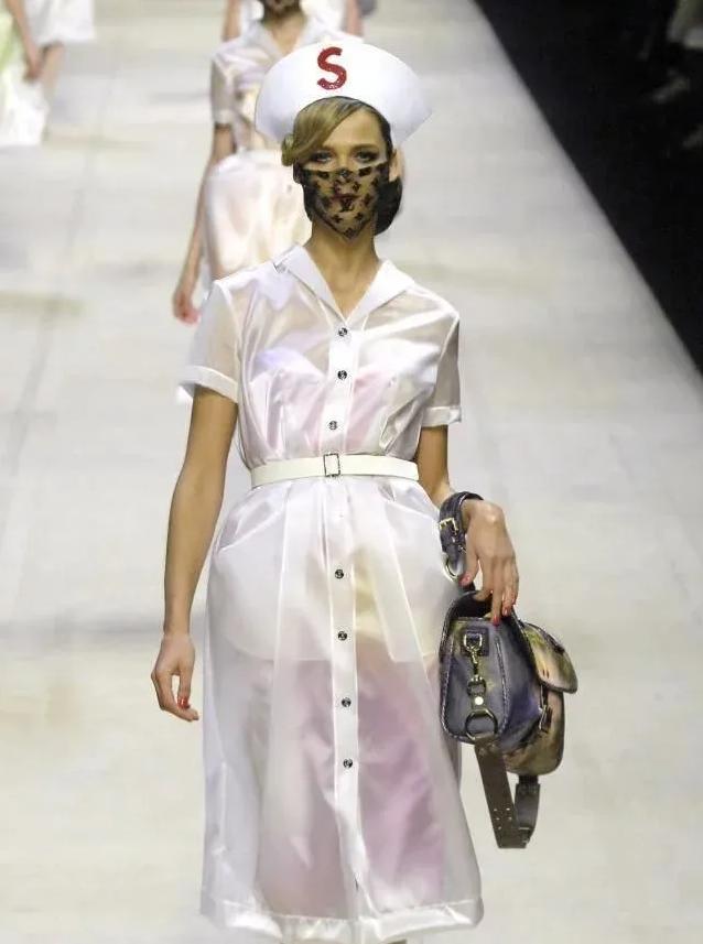 维密超模t台秀高清,维密初代模特t台秀