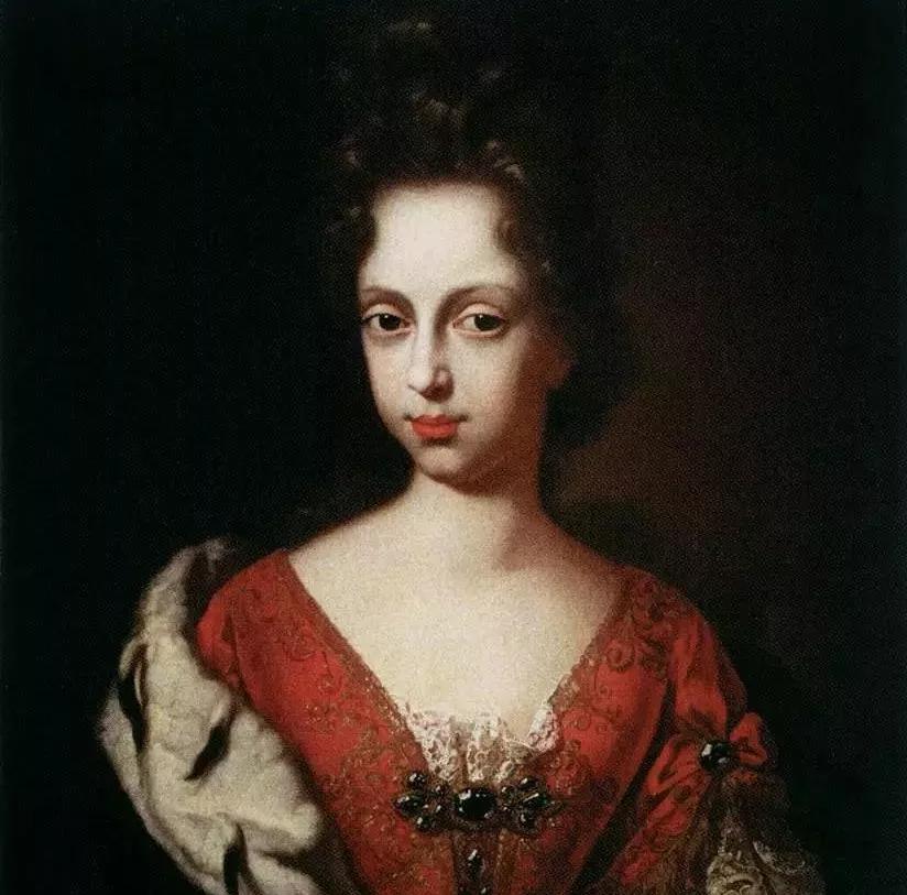 他捐了1000多亿文物,他捐给中国上千亿文物