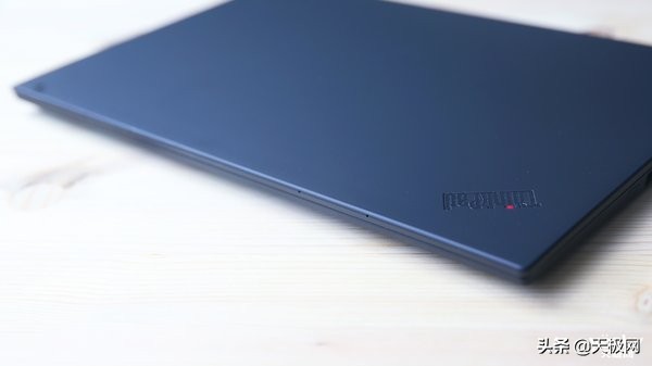 thinkpadx1carbon2019拆机,thinkpadx1carbon2021款发布会