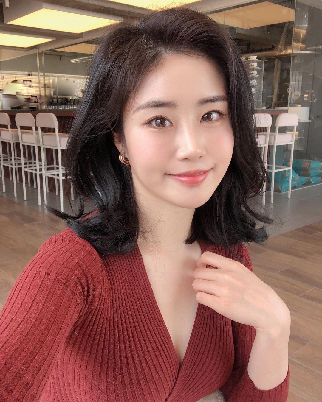 最新流行的日韩中短发型推荐