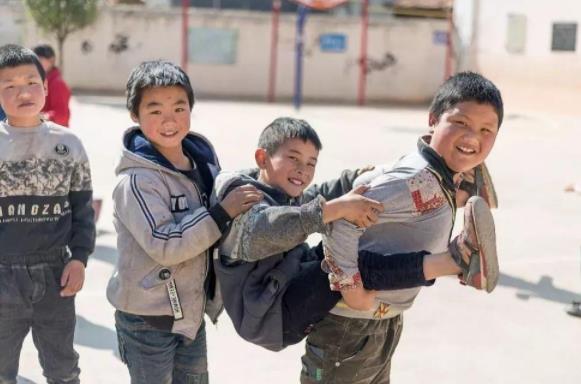 梓轩名字解释和寓意男孩,梓轩作为名字的含义