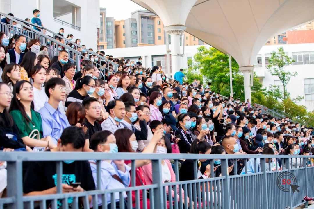 闈掓槬椋炴壃鍐涜,闈掓槬鏃犵晱鎵竼璧疯埅鍐涜鍦嗘弧钀藉箷