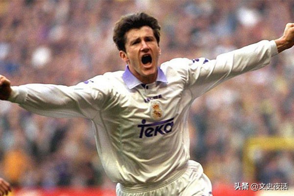 历史十大足球球星排名,历史上有哪些11号足球球星