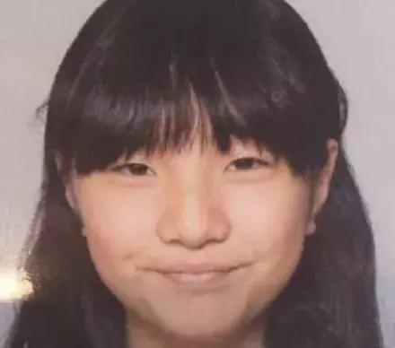 私生饭被爱豆嫌丑整容追到爱豆,私生饭整容后追到爱豆