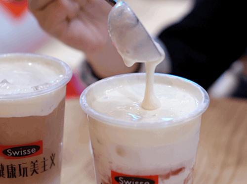 上海的夏天是炎热的,swisse好喝的奶茶