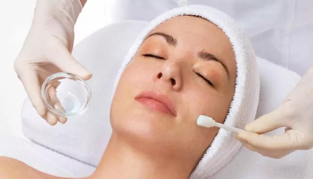 痘肌医美项目果酸焕肤,医美果酸换肤祛痘坑