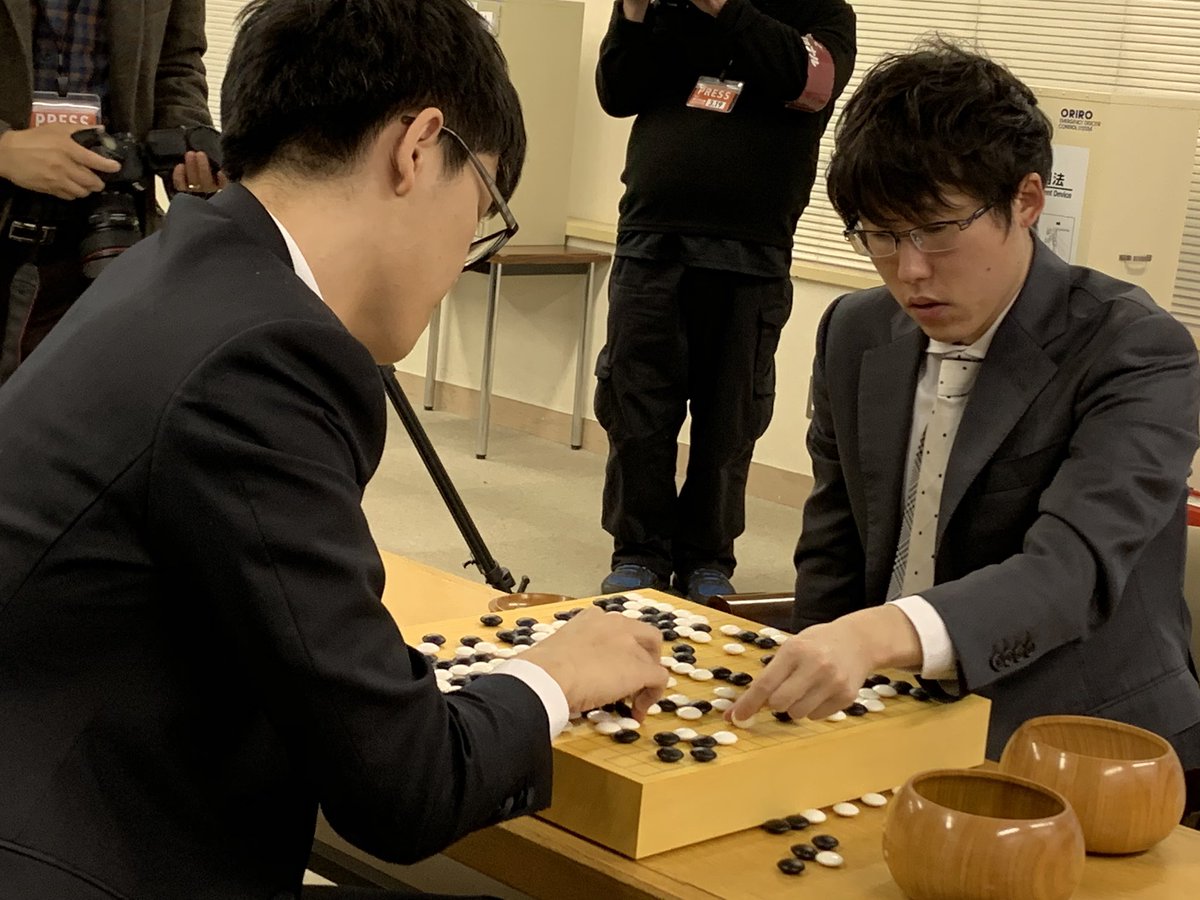 柯洁世界冠军大战,世界围棋最强战柯洁对申真谞