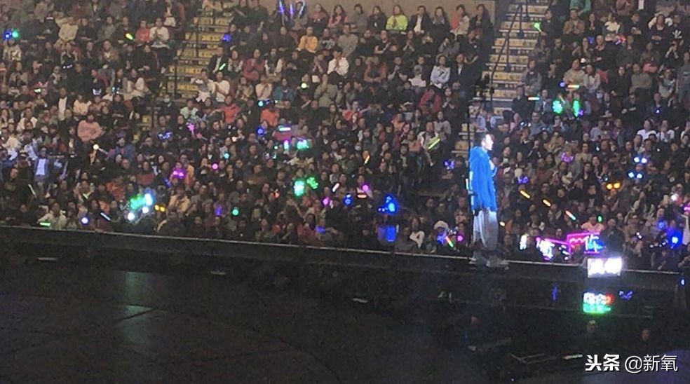刘德华演唱会失声痛哭完整版后续,刘德华2018演唱会哭片段