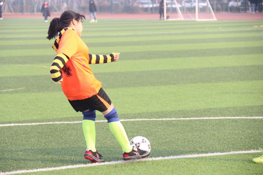 兰陵县足球队,兰陵中心小学足球比赛