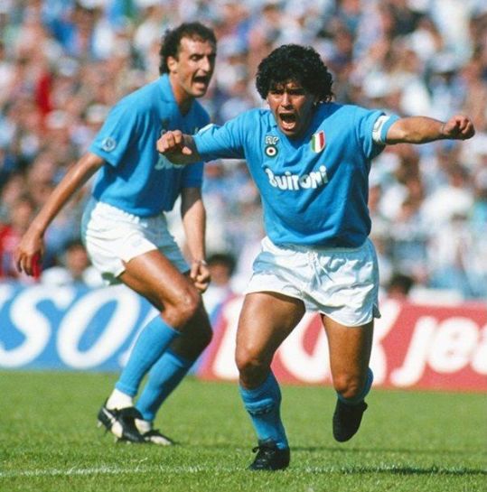 马拉多纳球王踢法,真王者