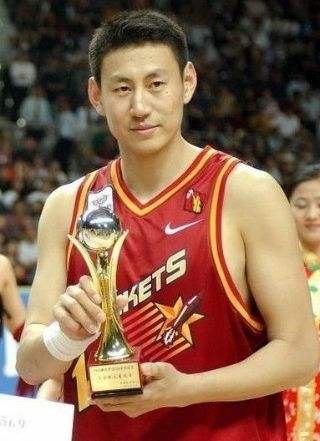 中国球员nba十佳球易建联,中国篮球球星阿联