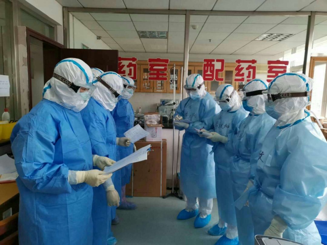 韦球！这位驰援武汉的南宁医生获得一个光荣称号