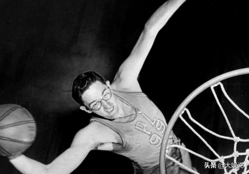 被小球时代抛弃的五大传统中锋,历史最强八大中锋排名