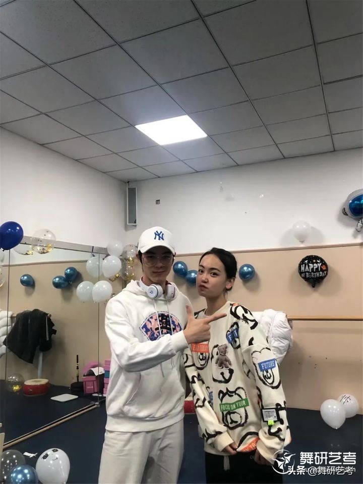 只有内心强大了才能冲破一切阻碍,只有自己内心强大才能不被伤害