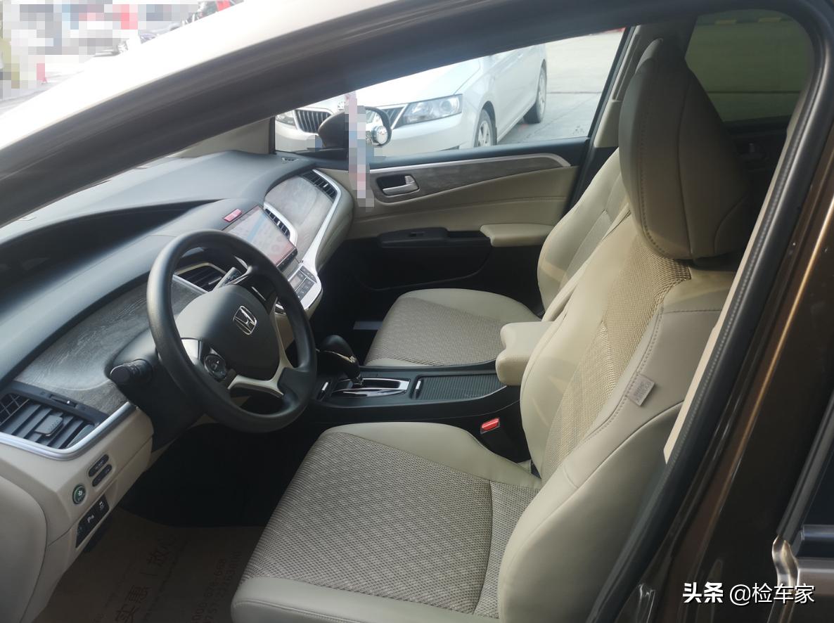 2年才贬值1万块，11万买辆奶爸车本田杰德，竟然比GL8还好用？