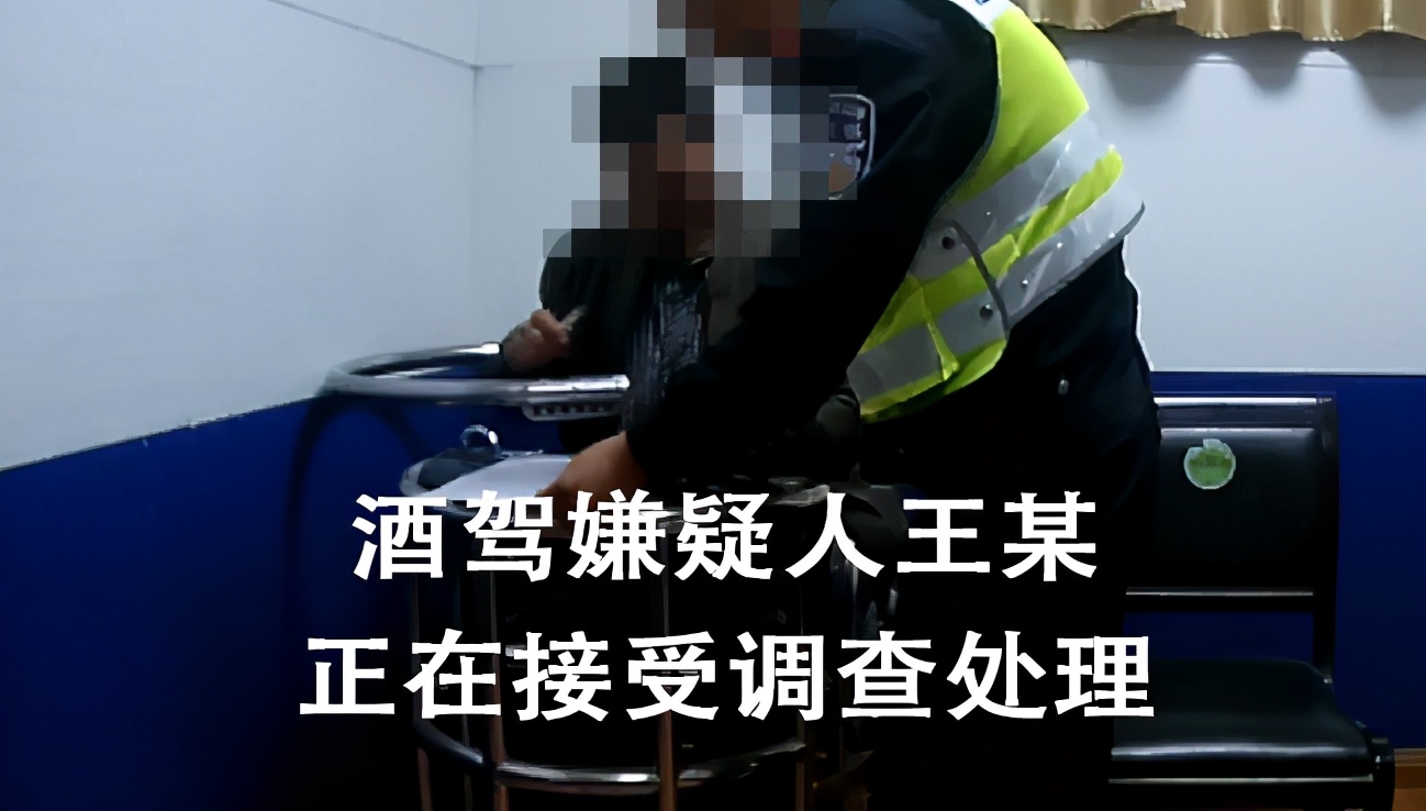 喝酒没驾驶证开摩托车怎么处理,喝酒后开摩托车违法吗