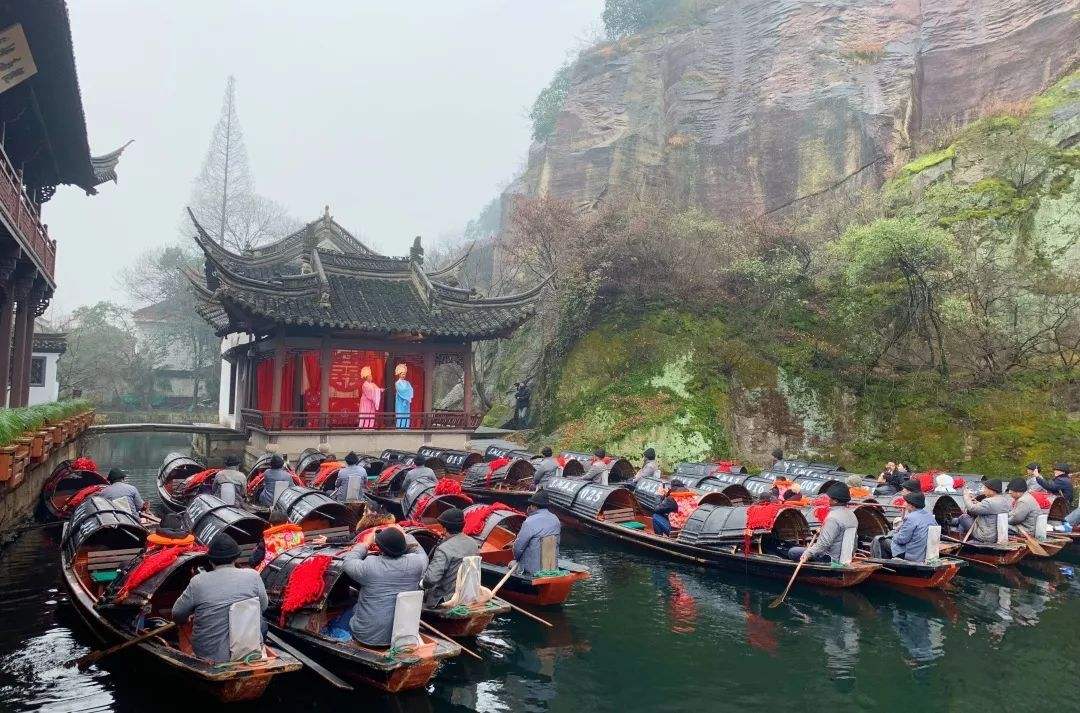 新的过年的方式,新兴的旅游方式