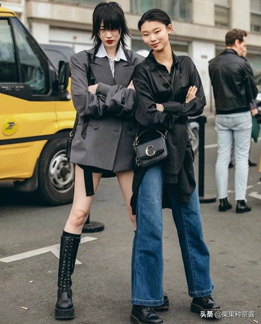 好看的马丁靴穿搭推荐 (30套秋冬马丁靴搭配图片大全)