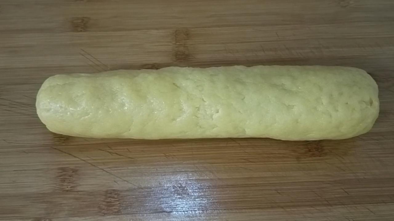 面粉里加鸡蛋怎么做饼,鸡蛋面粉饼怎么做松软好吃