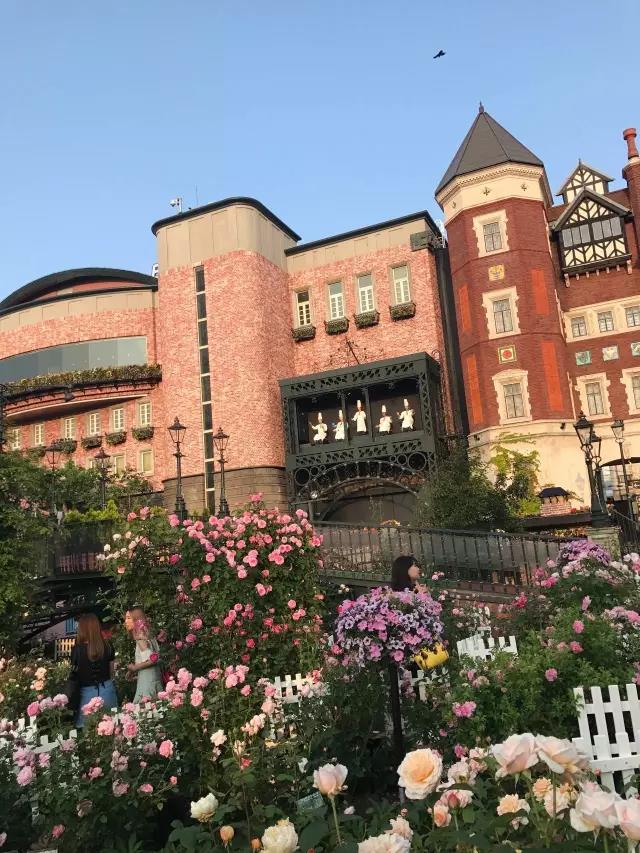 一年卖一个亿的糕点,一年可以卖一百万的小吃