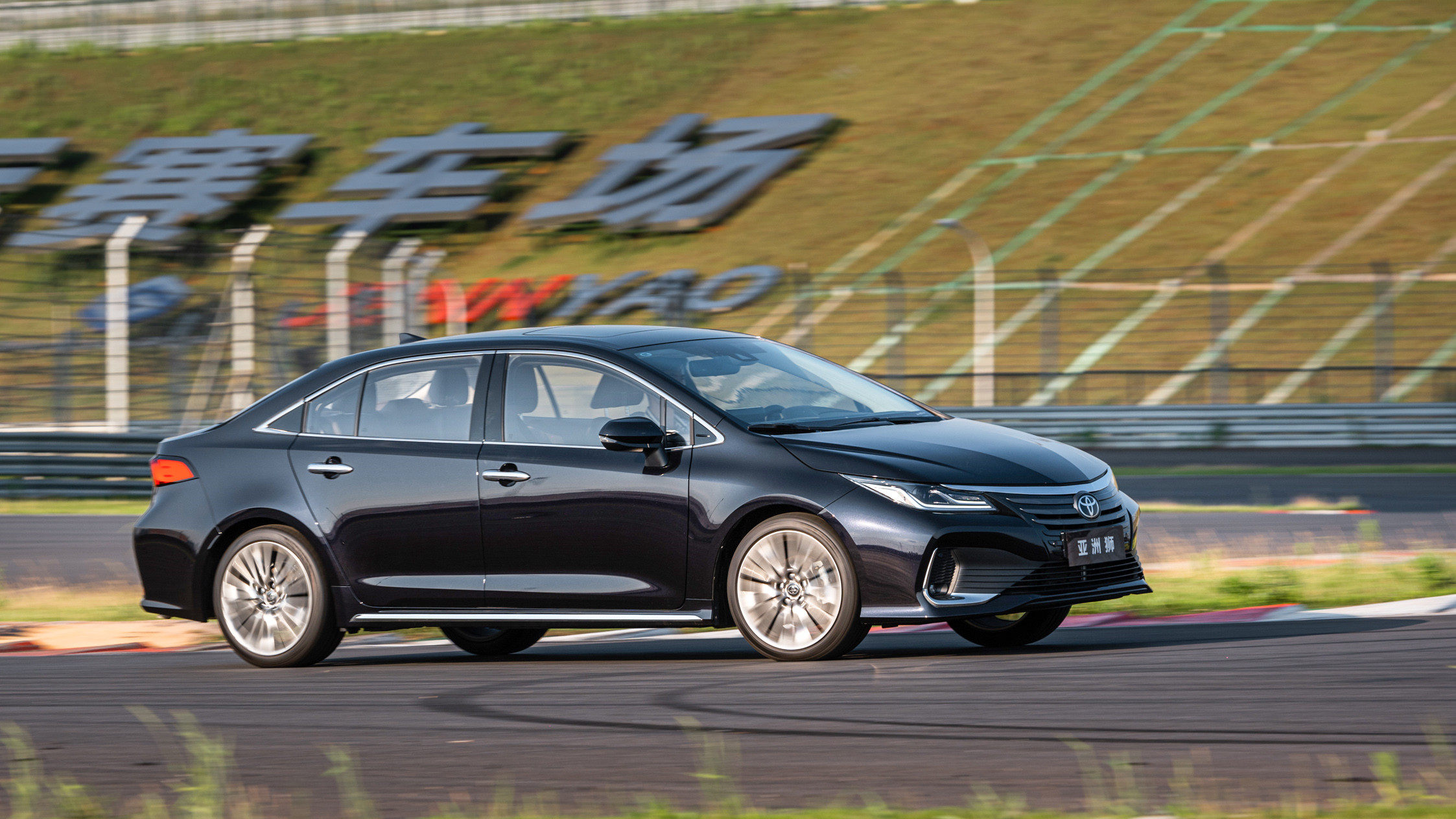 丰田亚洲狮豪华版优缺点,丰田亚洲狮优缺点