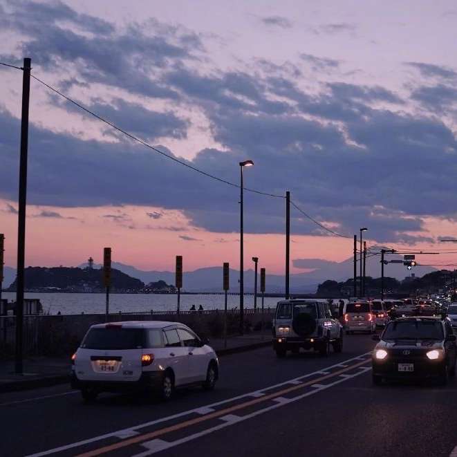 加班后吃美食的朋友圈文案,适合打美食广告的朋友圈文案