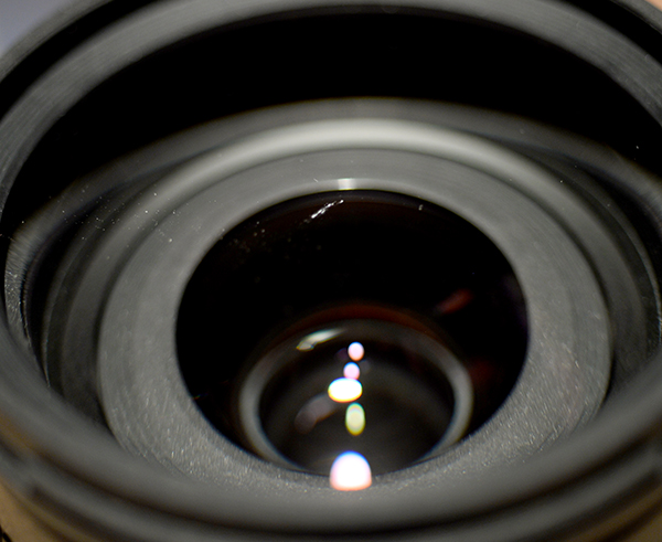 镜头镀膜用什么技术,镜头镀膜有一点瑕疵影响吗