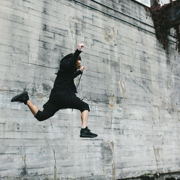 网面小白鞋发黄有妙招,小白鞋又黑又黄怎么才能清洗干净