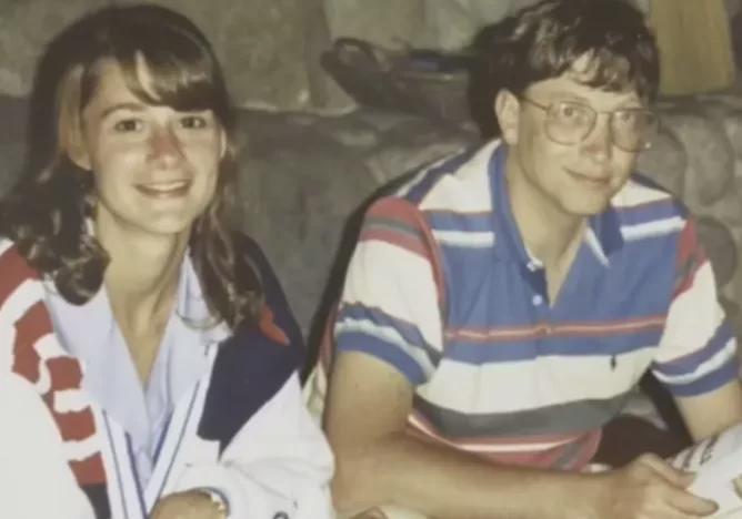 比尔盖茨承认出轨的女员工是谁,比尔盖茨承认出轨女下属事件