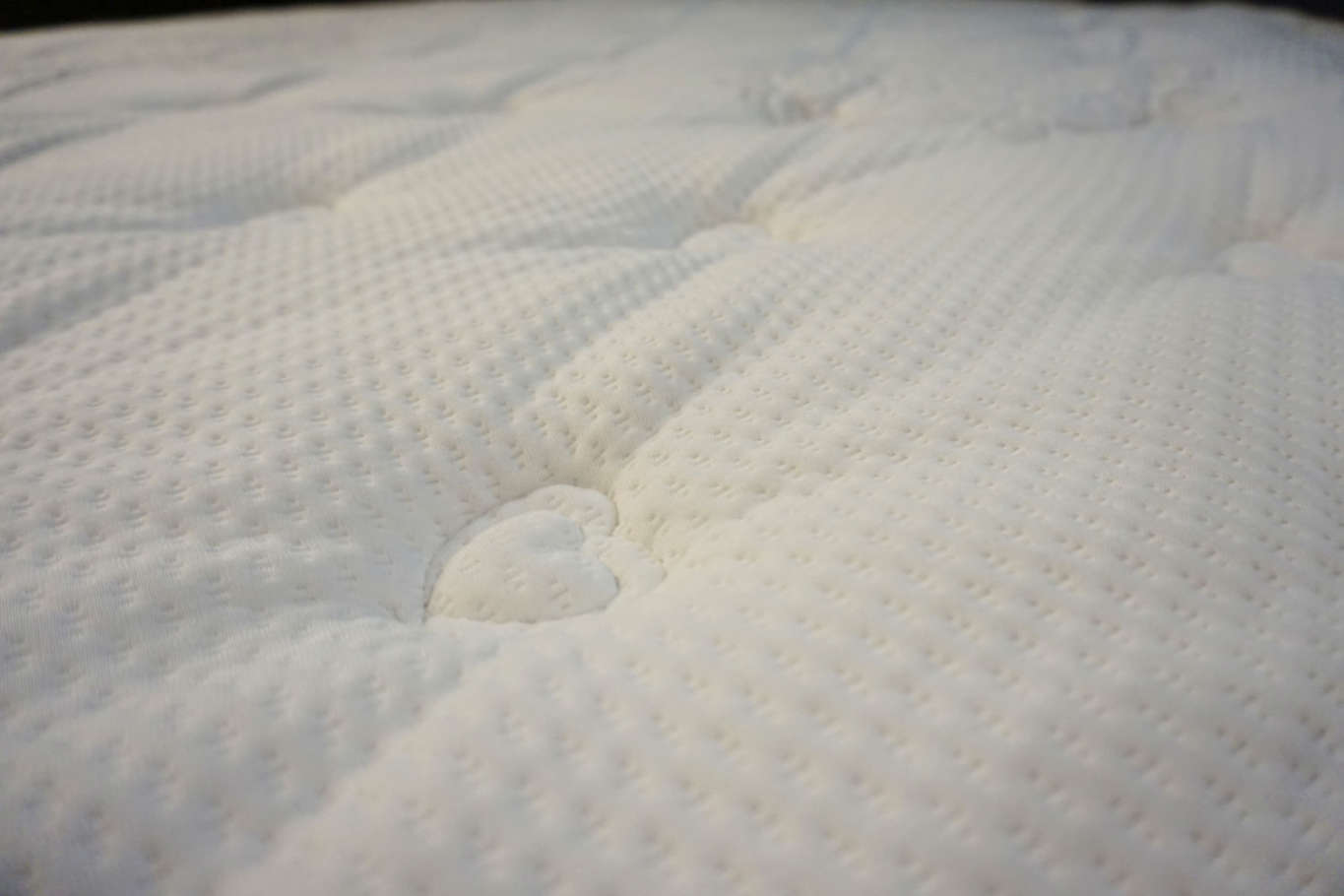 慕思3d床垫和树脂球床垫哪个好,太空树脂球和慕思床垫的区别