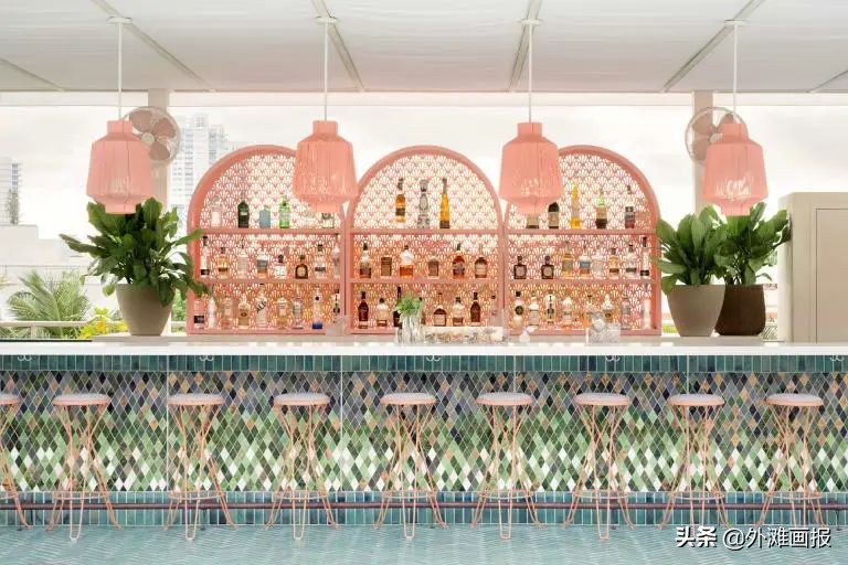 空间设计鬼才、色彩魔术师打造时髦酒店，开业就成热门打卡地