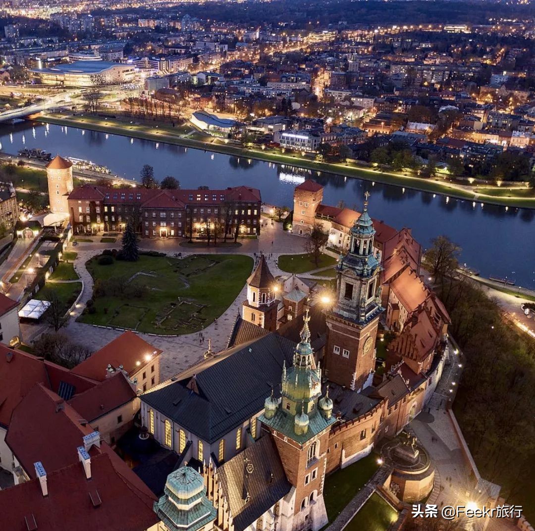 欧洲治安最好的国家，人均200+住8.8分五星酒店，还上了国内综艺