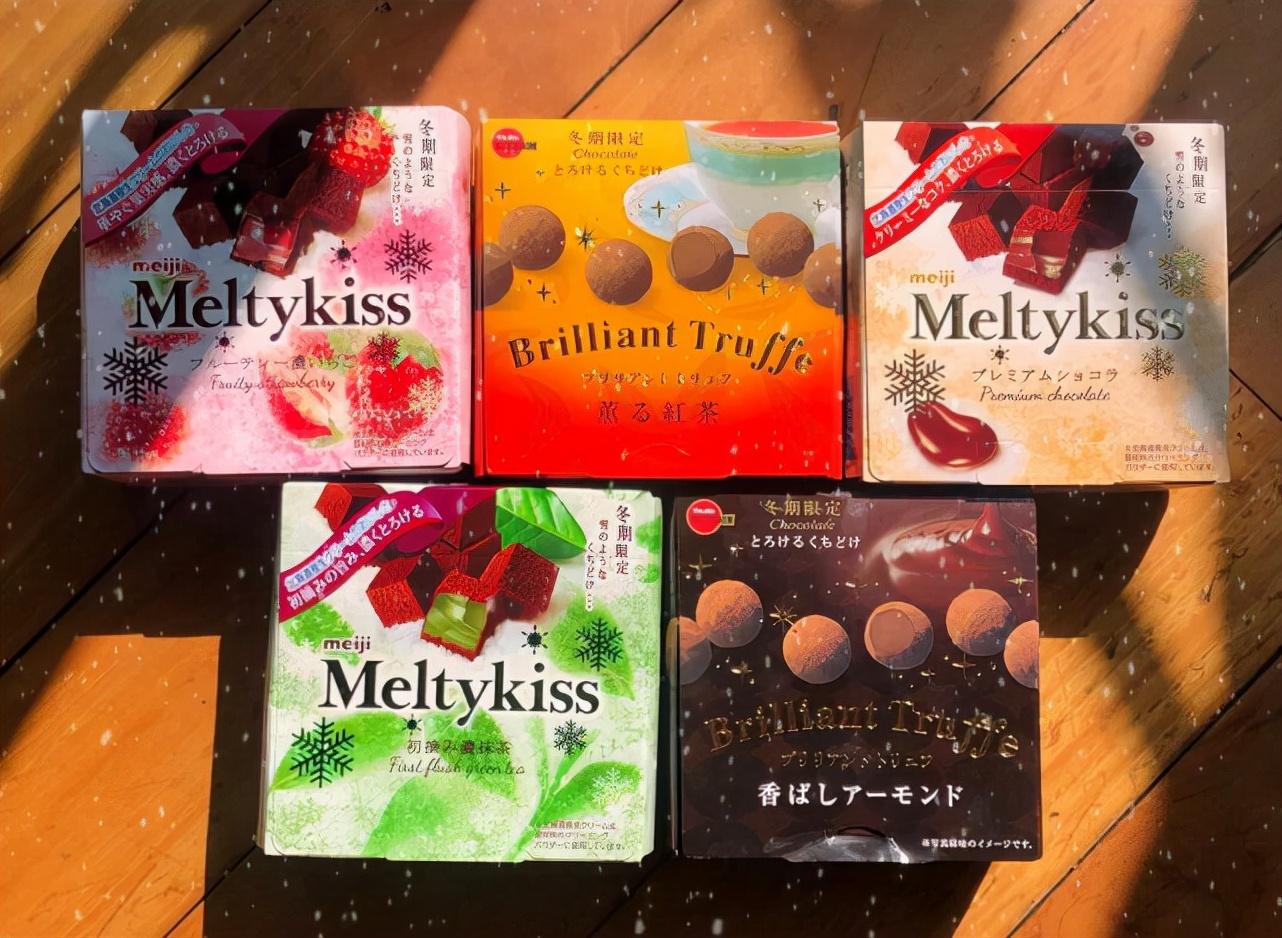 在婚礼上收到喜糖却打不开？只怪现在的喜糖太内卷了