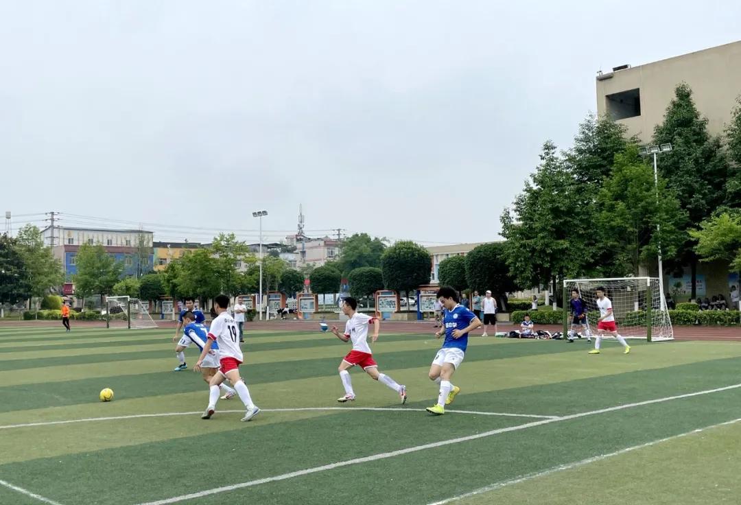 芳菲大地,芳菲地