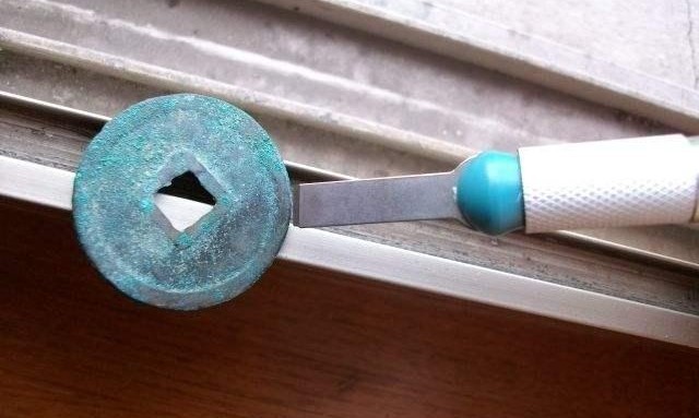 怎么去除铜钱上包浆和铜锈,铜钱生锈怎么清洗光亮如新