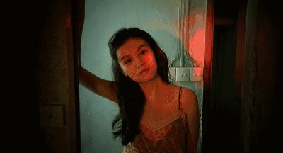 父亲死于狱中，暗恋母亲情人；拒绝拍戏的她、23岁却成金像奖影后