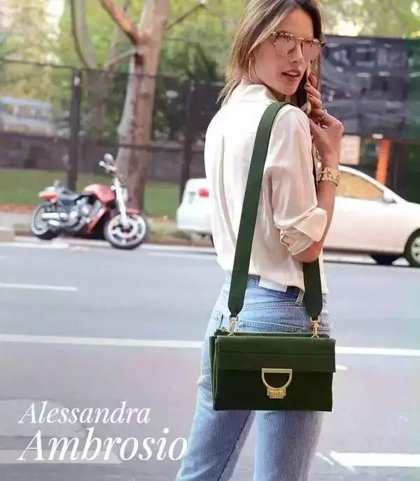 满街trainer,coach包哪款最经典百搭