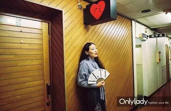 张艺兴valentino东京神图,张艺兴valentino秀场表演