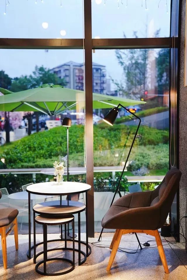 既然年终聚餐躲不掉，那就盘它啊！