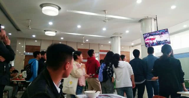 詹密和库密互喷为什么,詹密与库密哪边人多