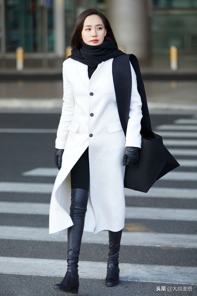 穿大衣冬季长款围巾系法大全,冬季配羊毛大衣围巾系法大全