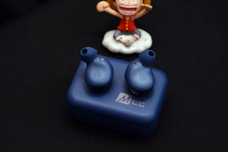 换耳塞式蓝牙耳机,日常用的耳塞式蓝牙耳机