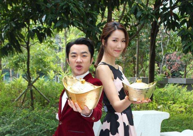 王祖蓝究竟有多高,费尽心思追到白富美