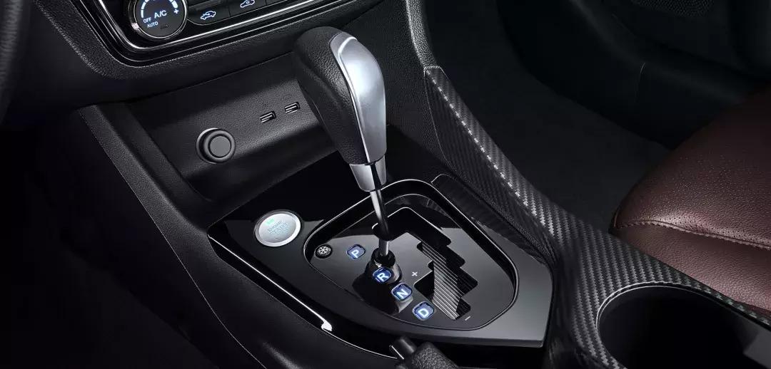 Doctor.SEM|变速箱五花八门，AT、CVT、双离合该选啥？