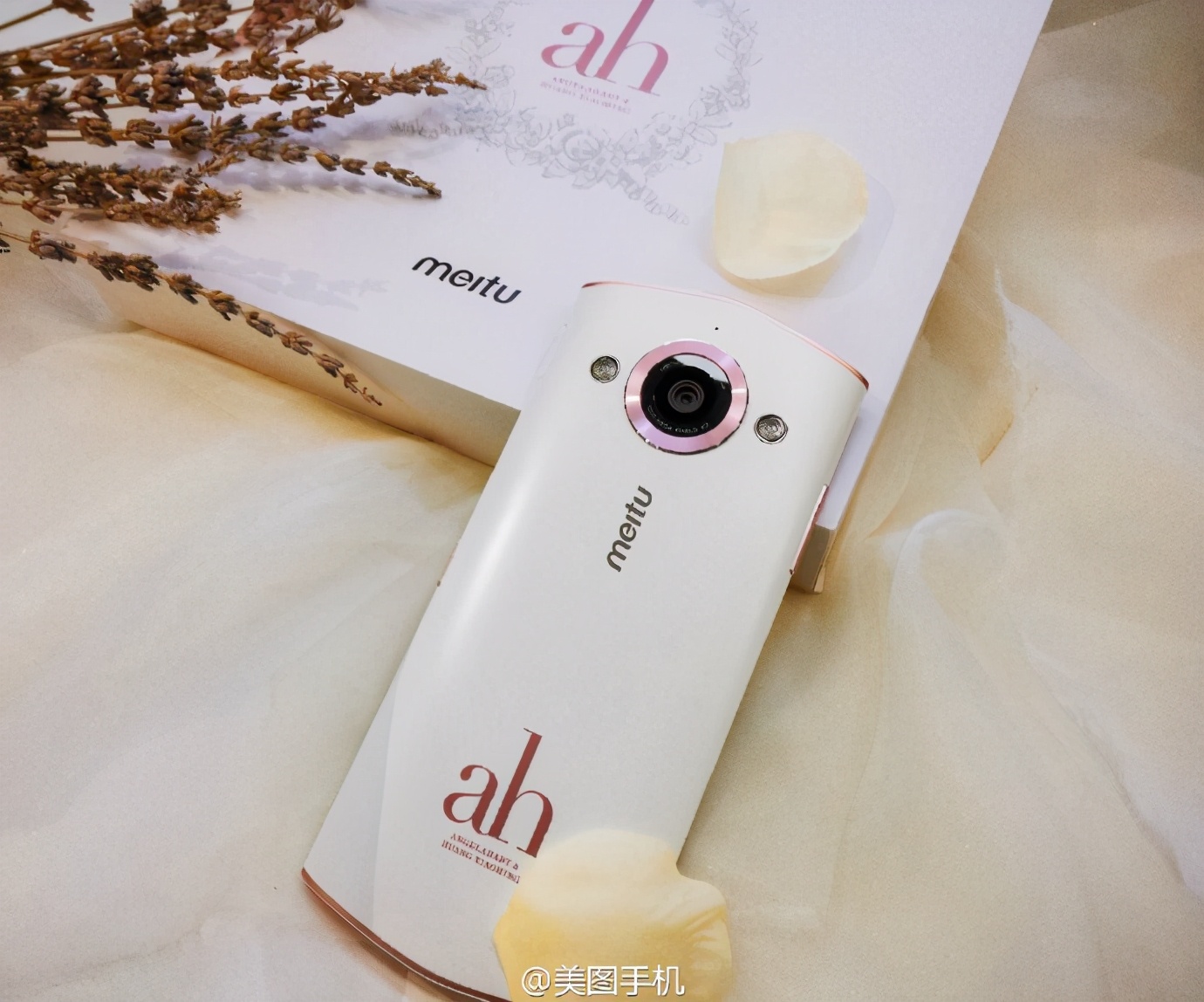 主打女性的手机,各个品牌主打手机