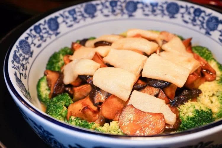 上海浦东香格里拉吃饭,魔都浦东吃喝