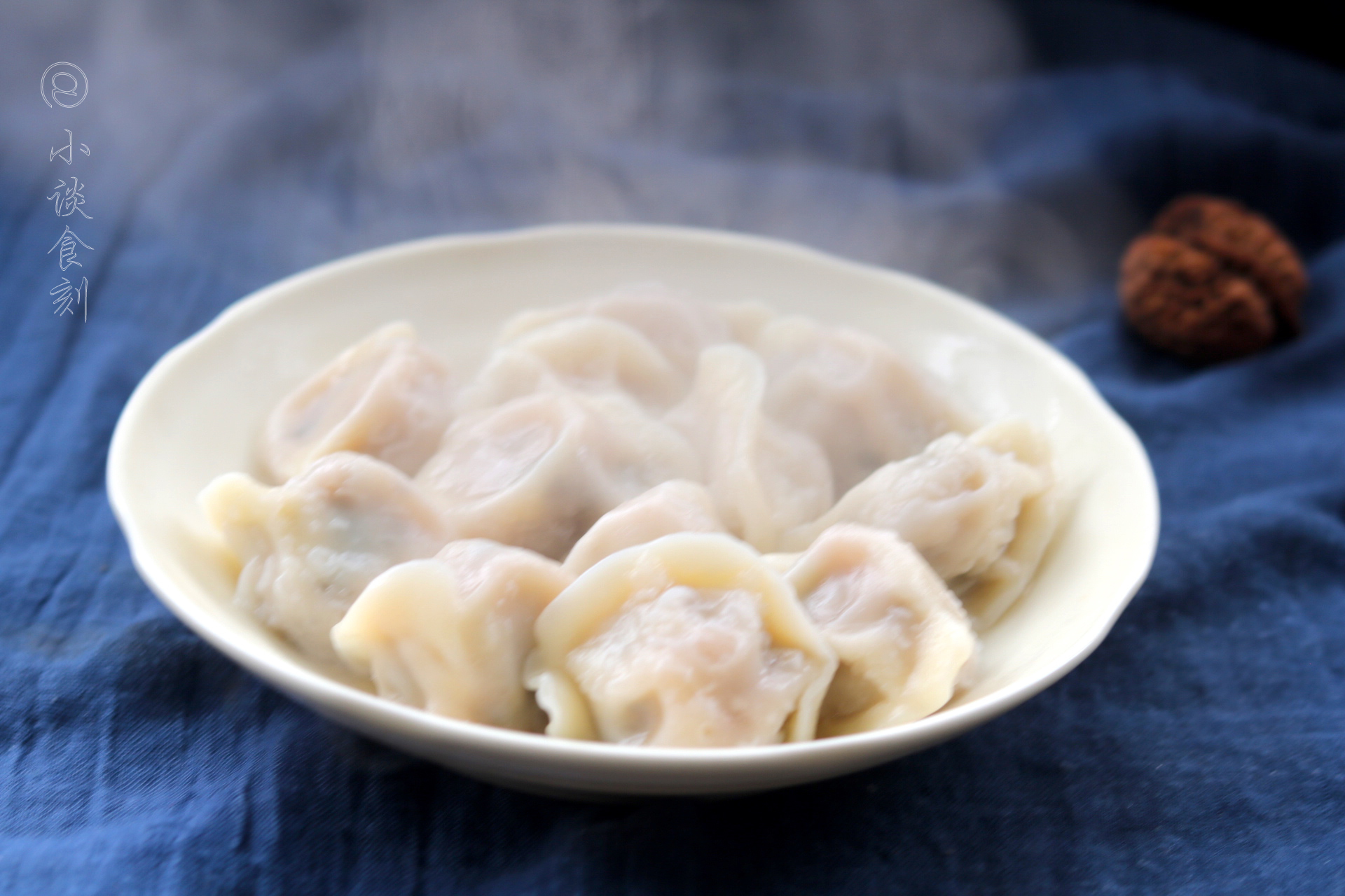 煮冻饺子开裂,煮冻饺子粘锅怎么办