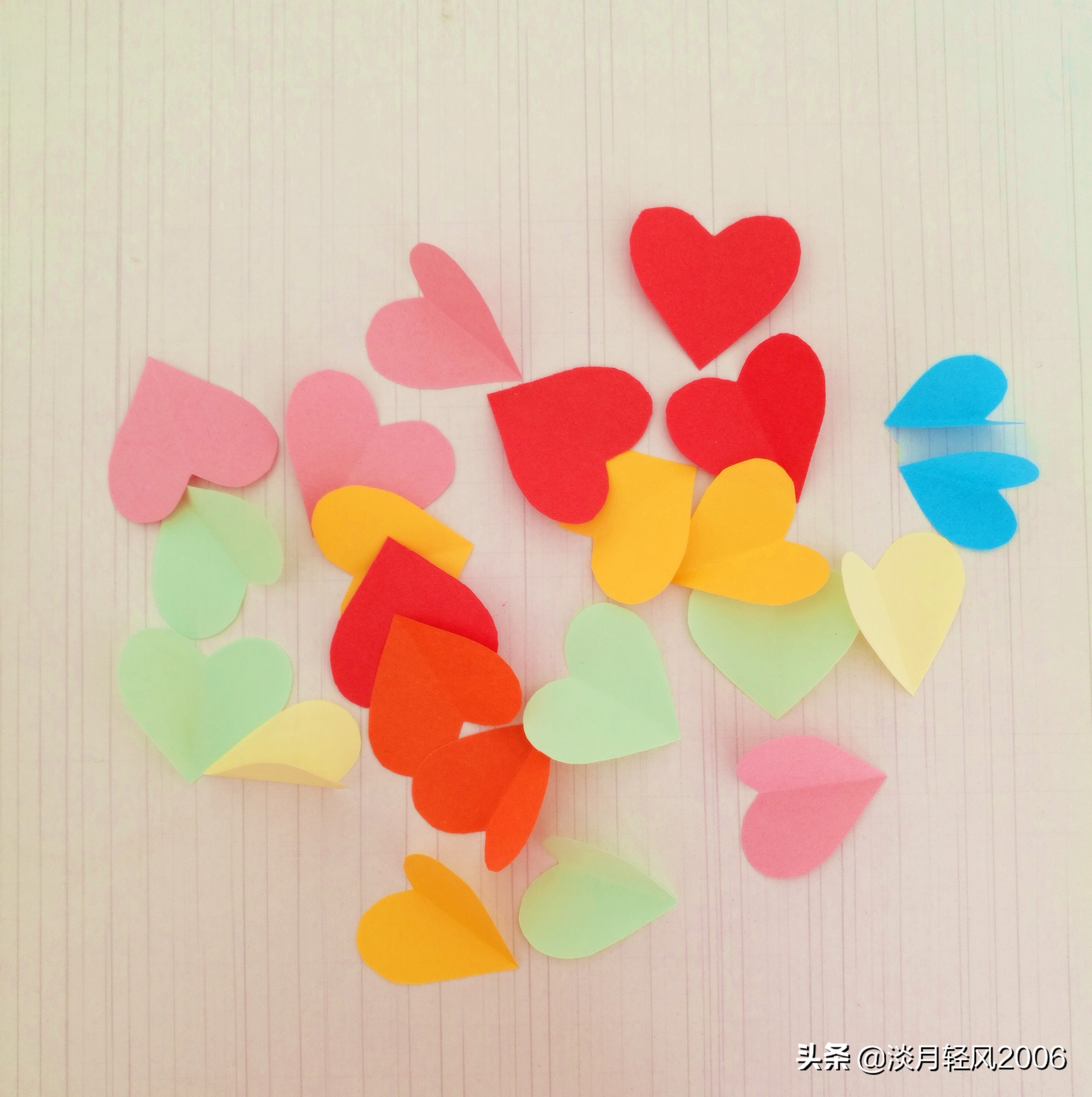 用卡纸做母亲节贺卡又简单又好看,怎么用小卡纸做母亲节的贺卡