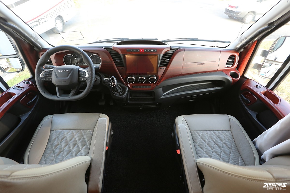 定价超百万的国产车,戴德e途promax房车228万