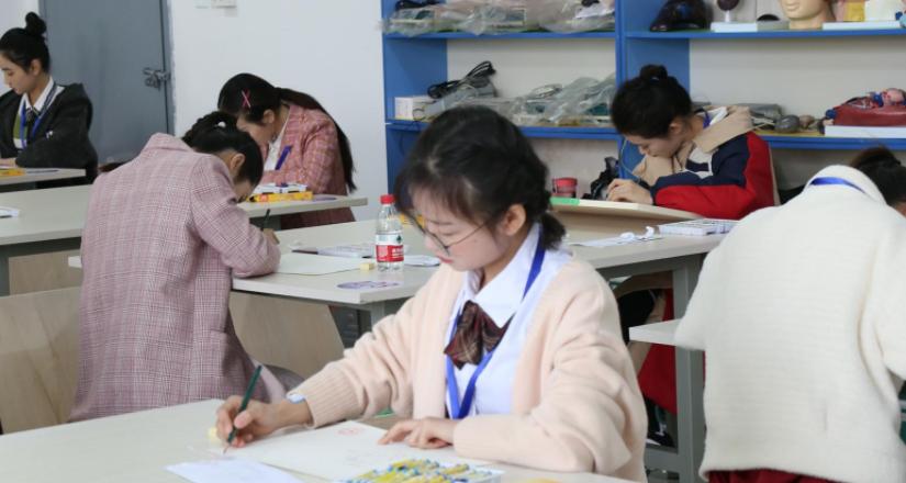 专升本与普通本科的差距，不仅仅在含金量，学生需权衡利弊